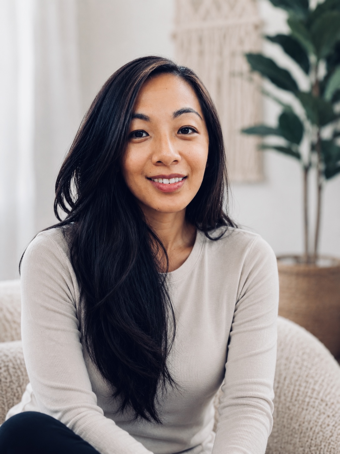 Ellie Avancy — Guide & Healing Facilitator